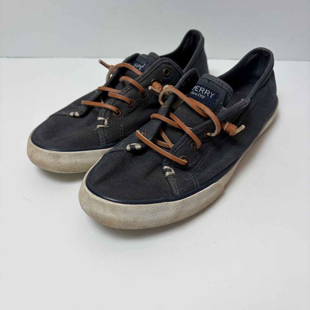 Sperry Pier View Sneakers in Navy Blue Canvas Women's 9